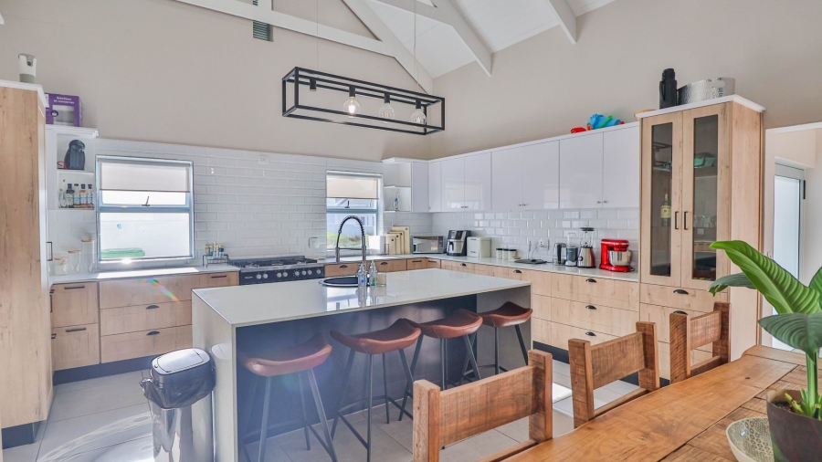 To Let 3 Bedroom Property for Rent in Blue Lagoon Western Cape